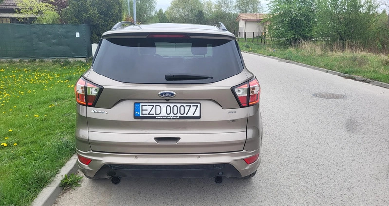 Ford Kuga cena 101900 przebieg: 106000, rok produkcji 2019 z Krynki małe 352